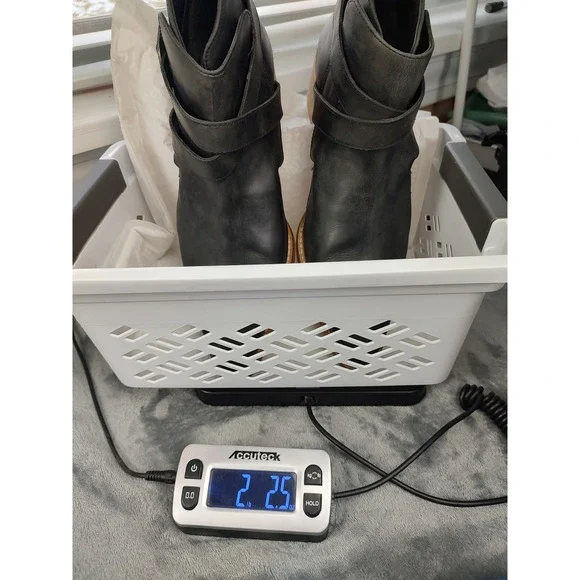 Free People Black Leather Buckle Ankle Boots Womens 39.5 Pointed Toe Block Heel - Picture 11 of 11